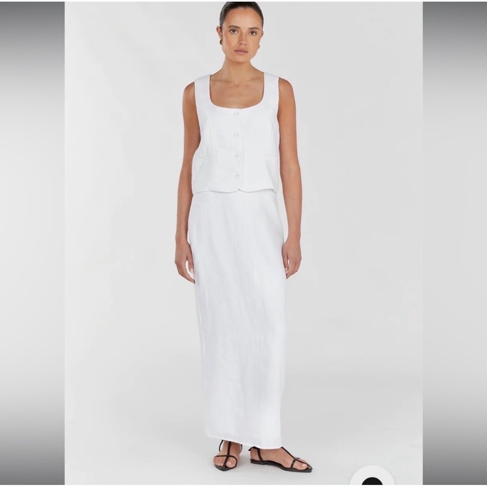 DISSH White Linen Midi Skirt